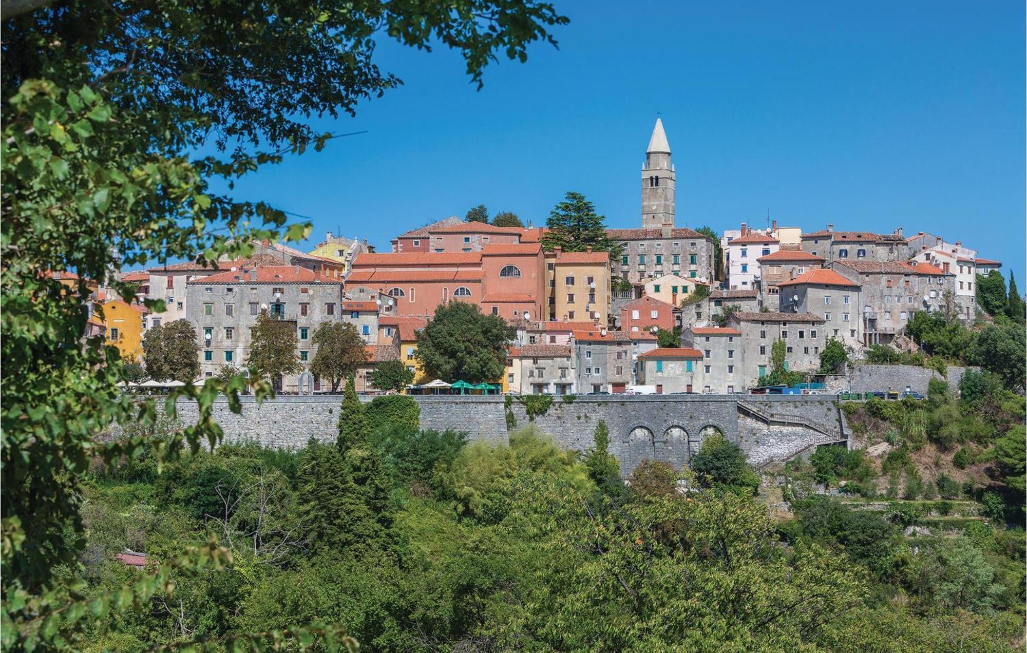 Amazing Apartment In Labin With House Sea View Exterior photo